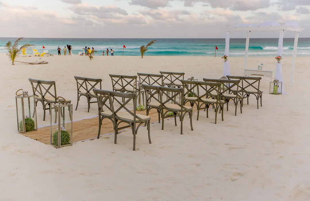 Park Royal Beach Cancun-1