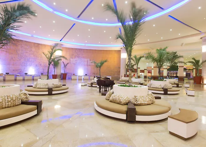 Seadust Cancun Beach Resort