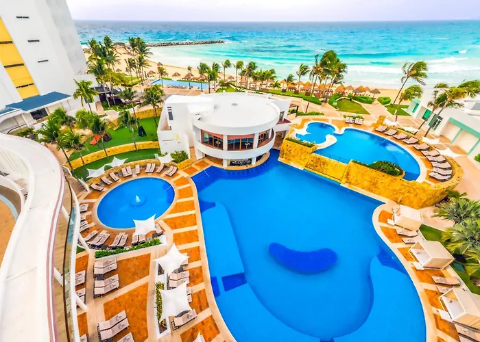 Altitude At Krystal Grand Cancún